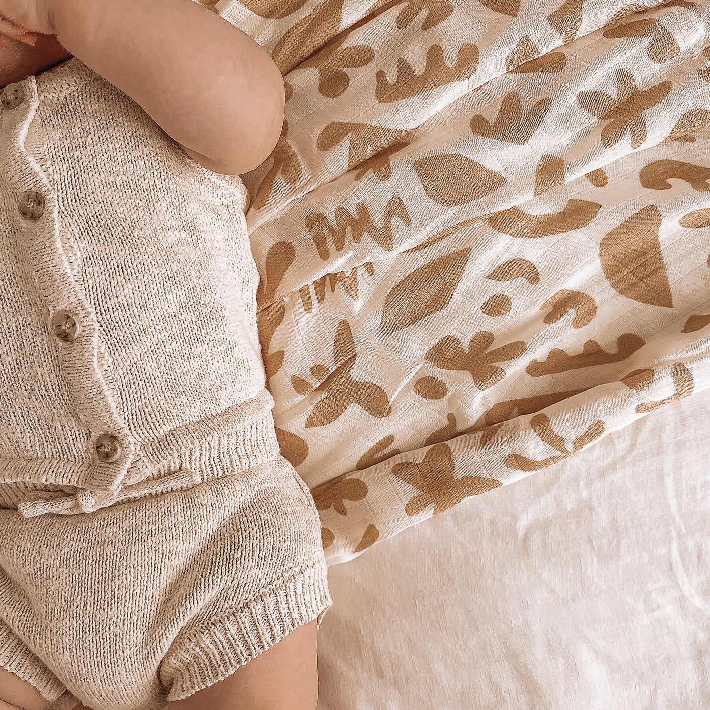 Helios Swaddle