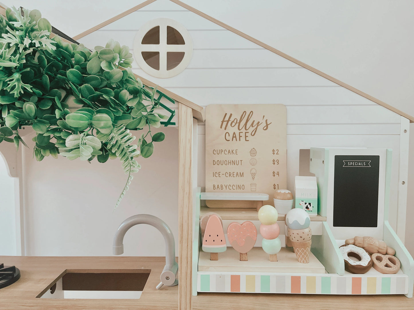 Personalised kids cafe sign