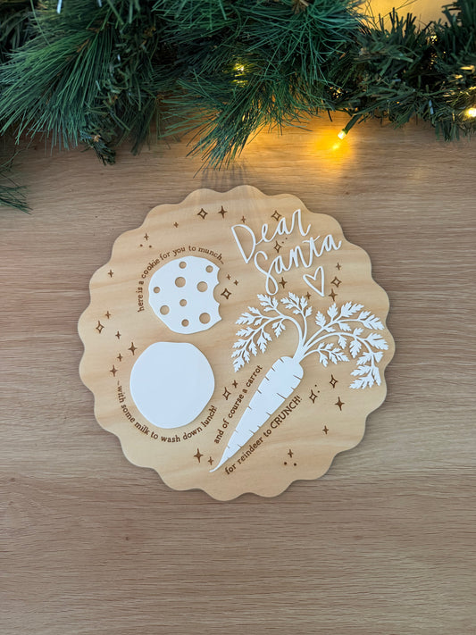 Scalloped Santa Tray Keepsake