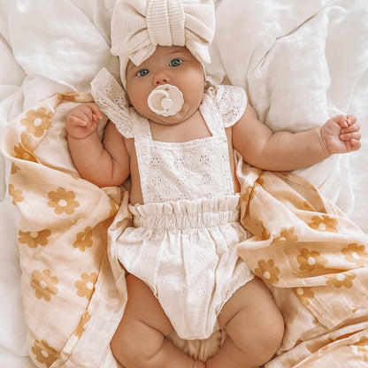 Daisy Swaddle