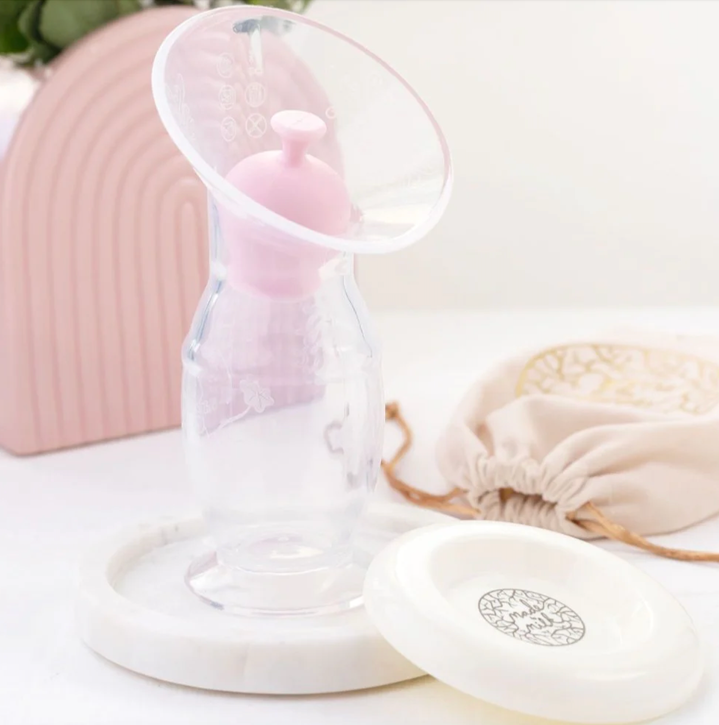 BREASTIE MILK SAVER - Breastfeeding must have